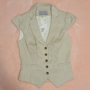 🆕️ H&M - Short Sleeve Blazer